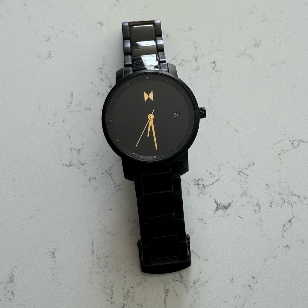 MVMT Black Link Watch with Gold Hands – Modern Minimalist Style